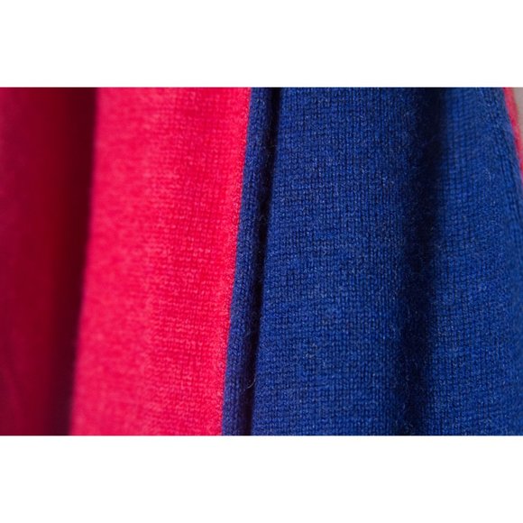 BOYS WHALE LINE RED AND BLUE SCARF - Picture 6 of 6